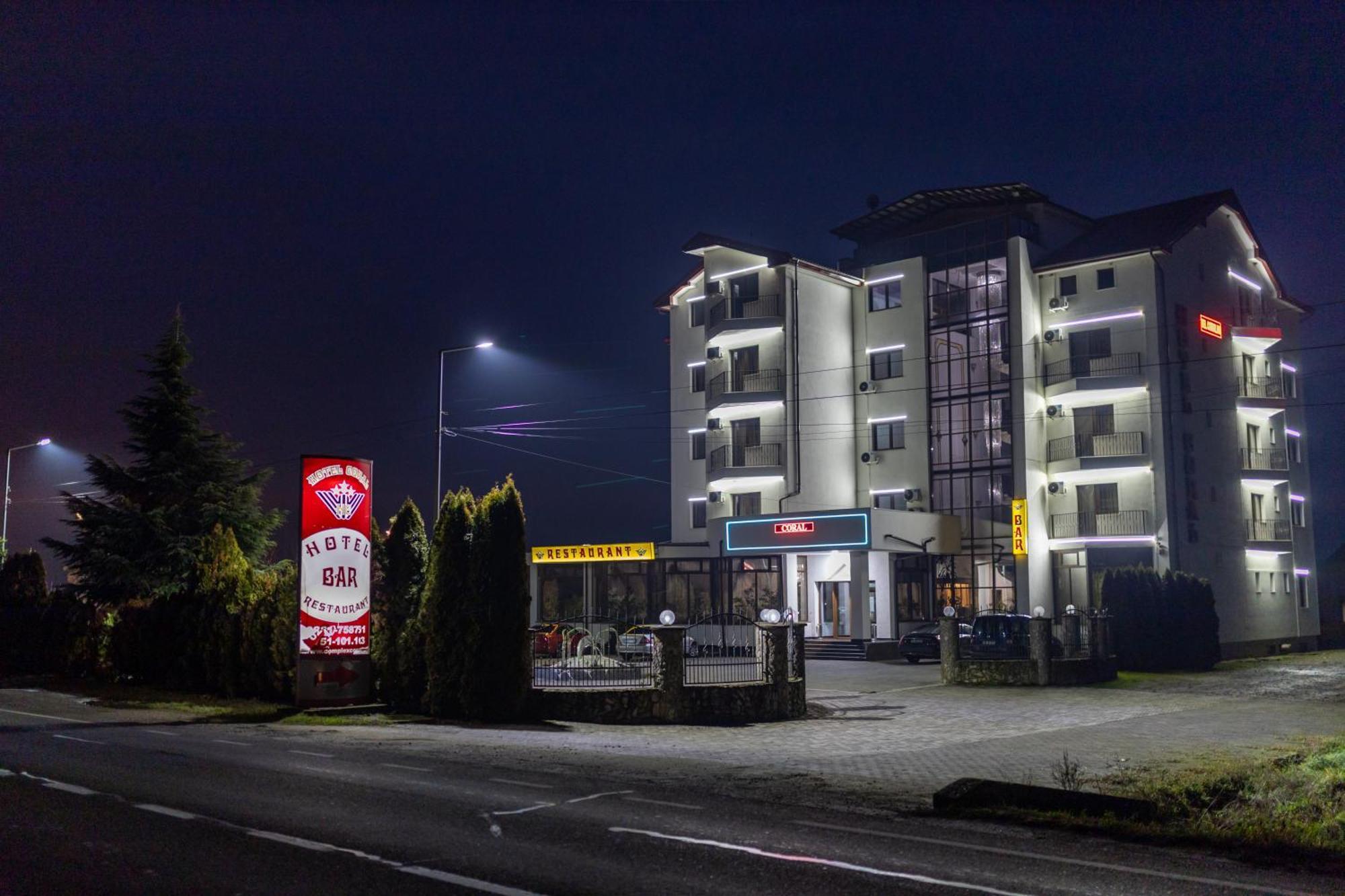 Hotel Coral Satu Mare Exterior foto